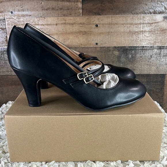 Journee Collection Shoes - JOURNEE COLLECTION Windy Mary Jane Pumps Black - Size 10
